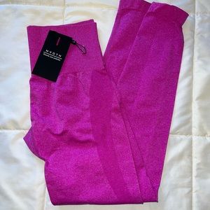 Nvgtn MAUI color. (SMALL) Contour leggings
